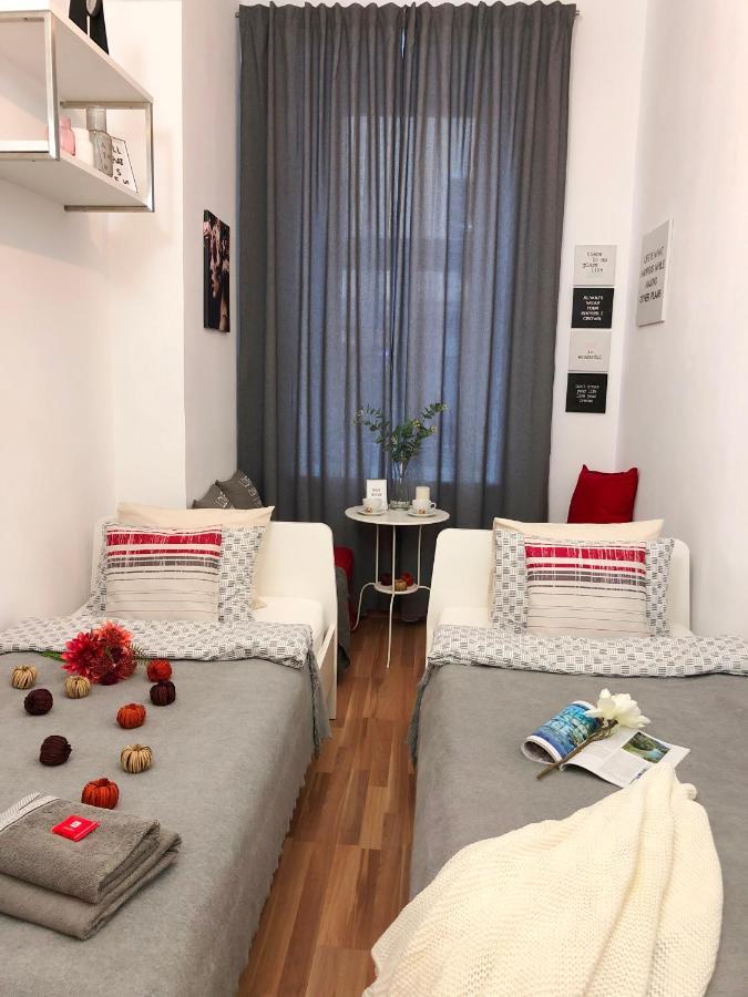 "Be My Guest" Near Metro Station! Apartment Wina Bagian luar foto